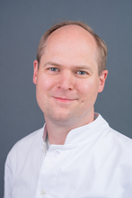 Dr. med. Christoph Henke